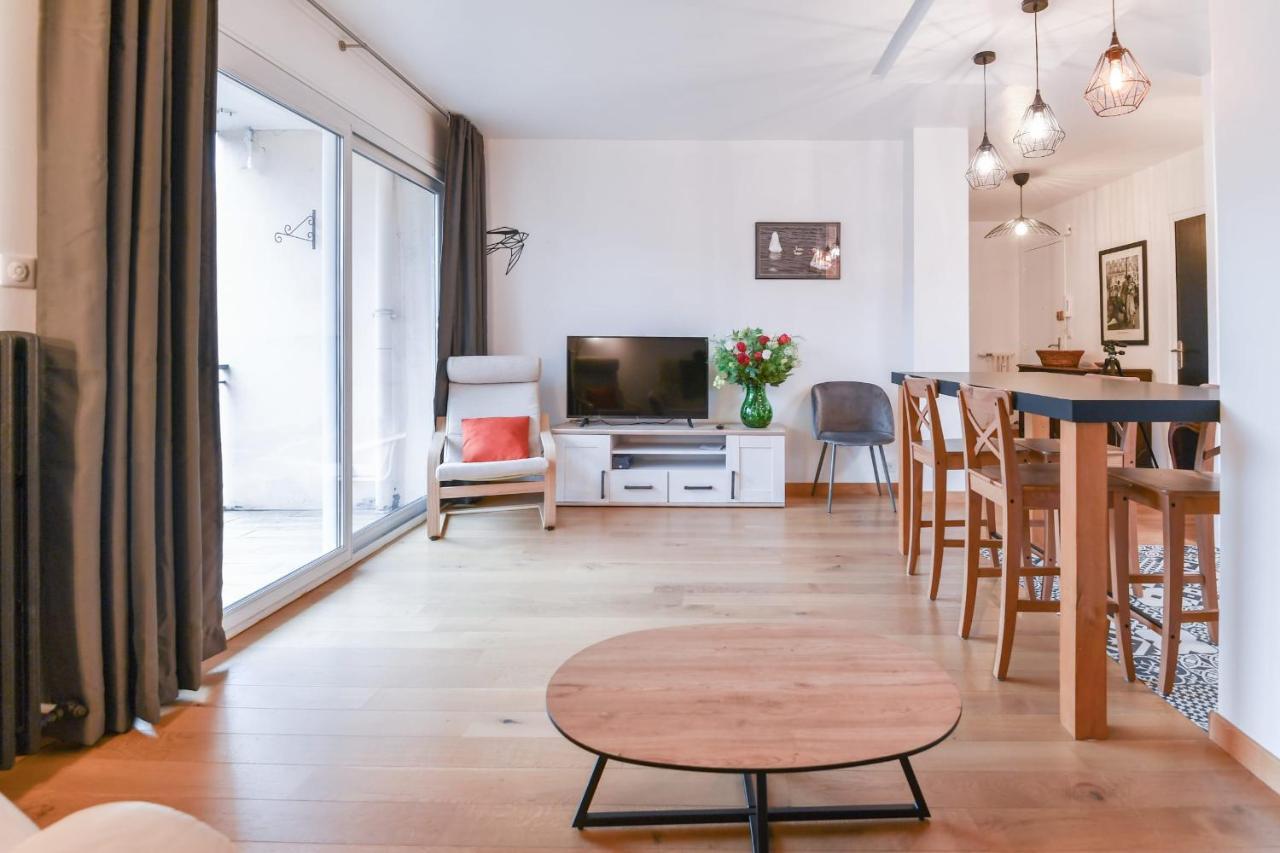Nice Apartment With Balcony Very Close To The City Center Annecy Extérieur photo