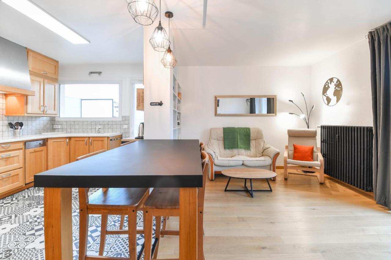 Nice Apartment With Balcony Very Close To The City Center Annecy Extérieur photo