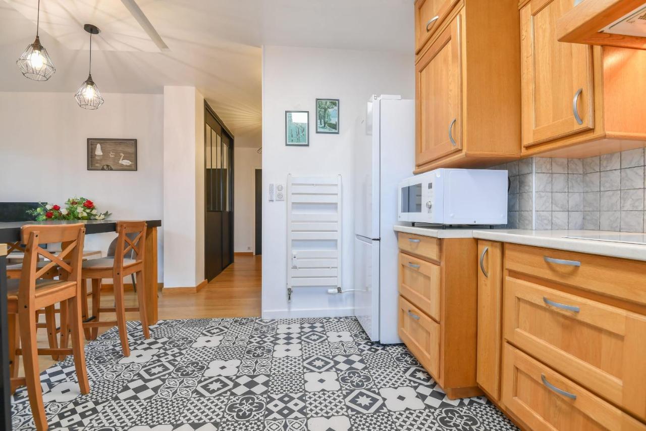 Nice Apartment With Balcony Very Close To The City Center Annecy Extérieur photo