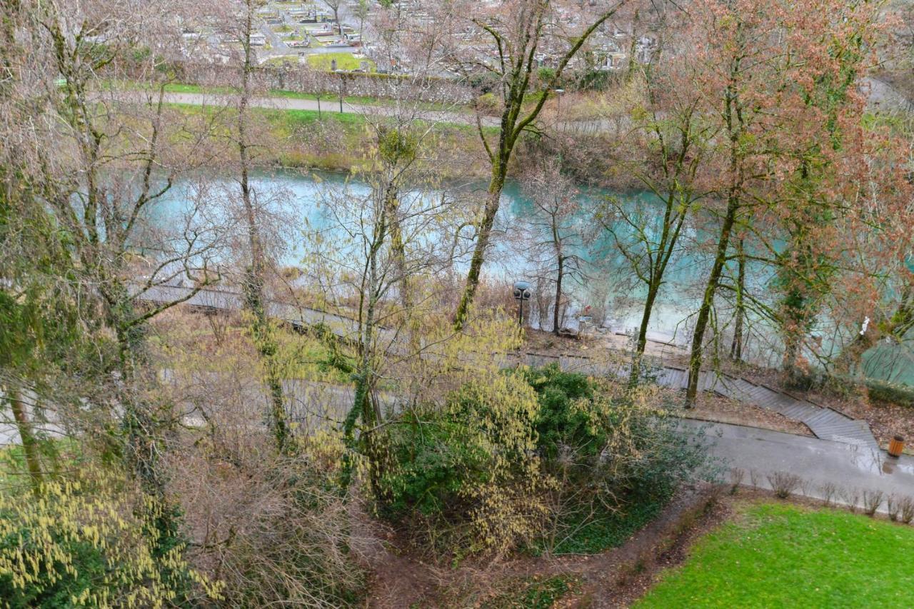 Nice Apartment With Balcony Very Close To The City Center Annecy Extérieur photo